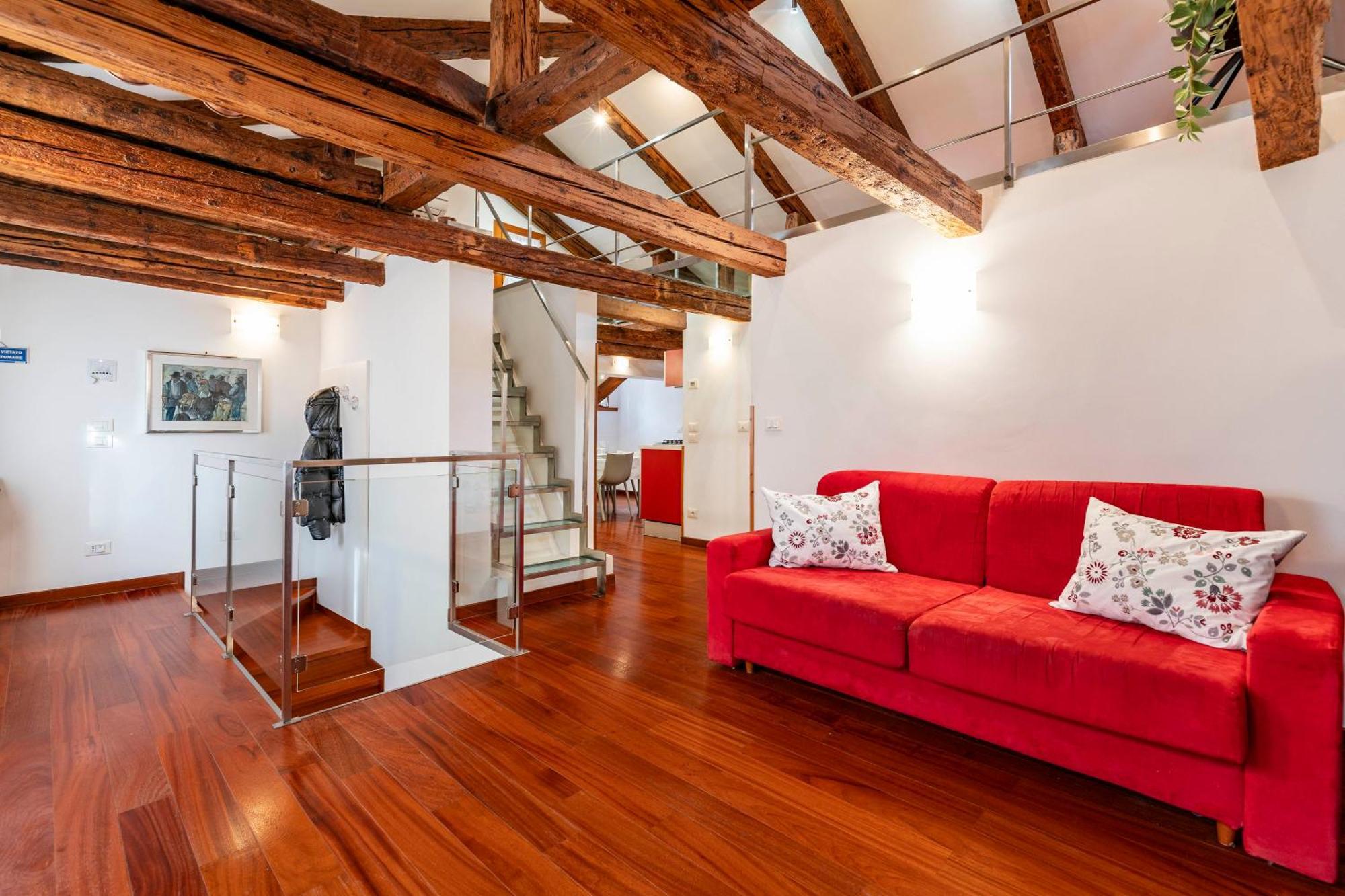 Glass House - Loft 2 Minutes To Rialto Bridge & View * Venecia