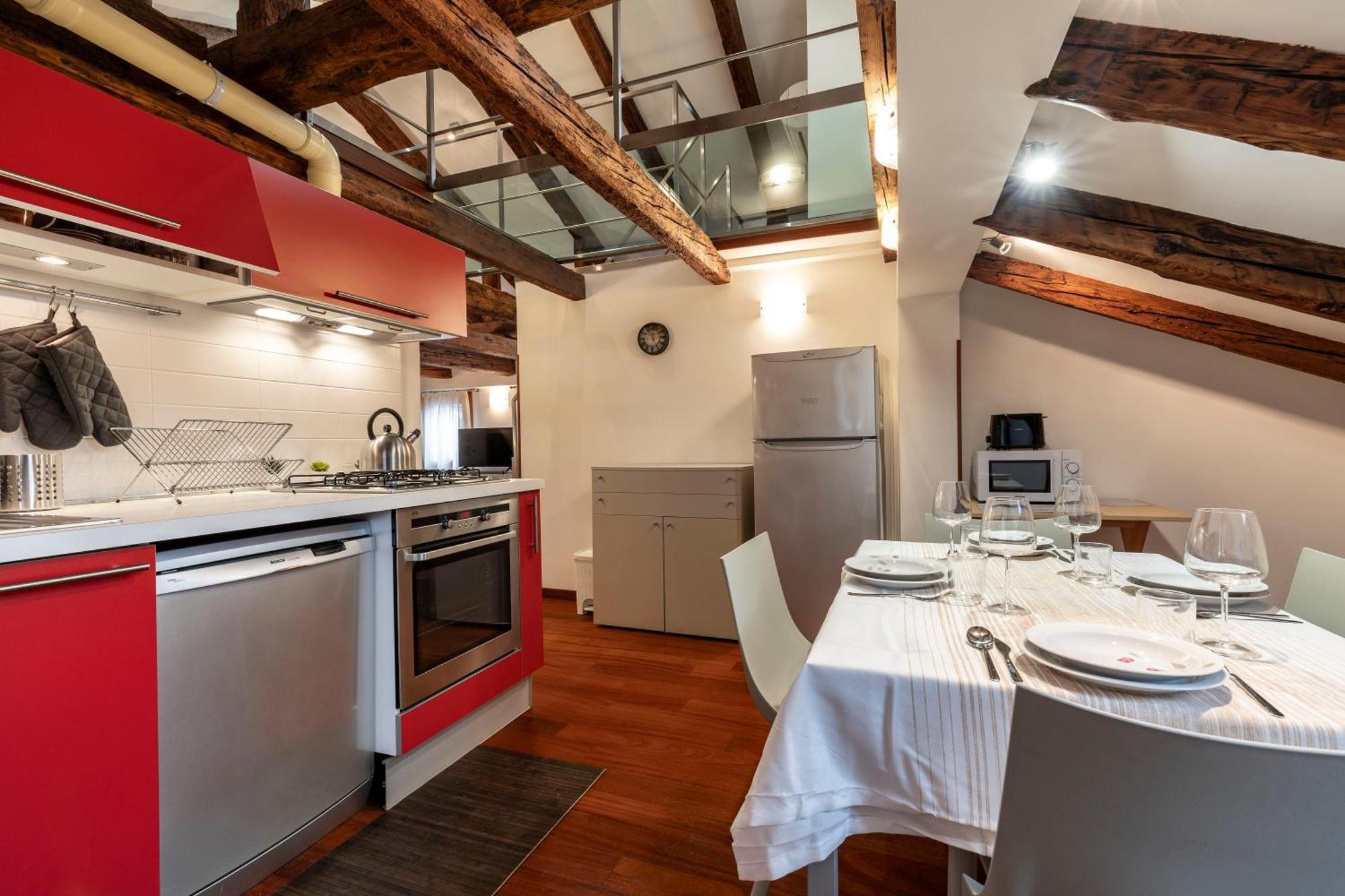 Glass House - Loft 2 Minutes To Rialto Bridge & View Apartamento Venecia