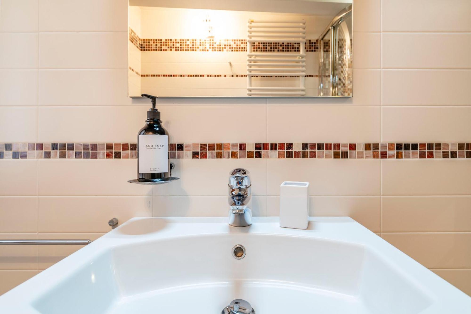 Glass House - Loft 2 Minutes To Rialto Bridge & View Apartamento